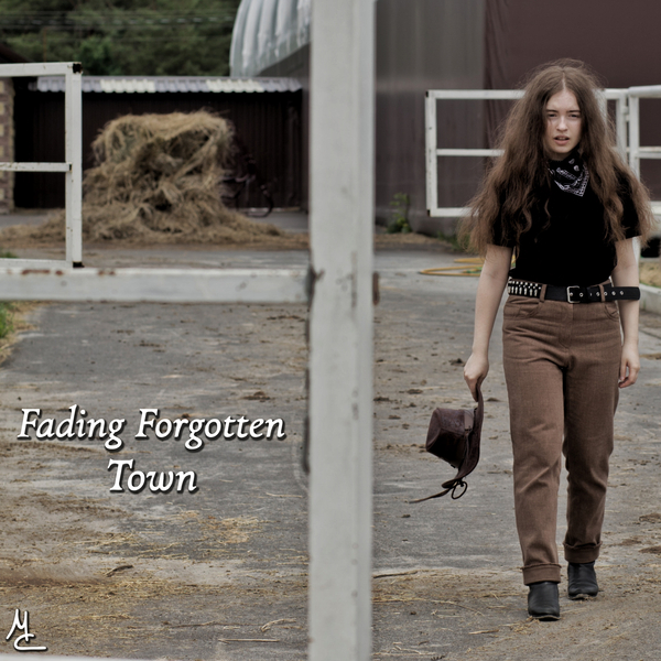 Maya Clars, Fadding Forgotten Town