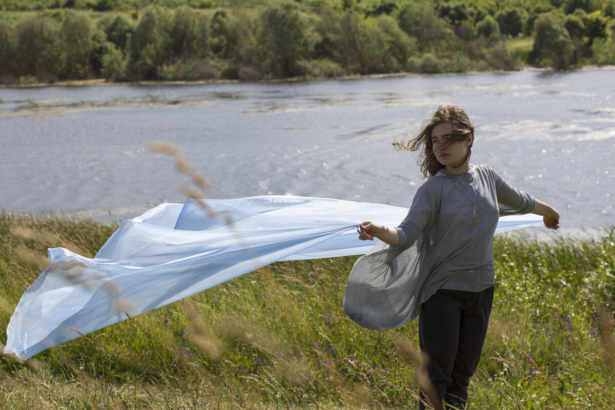 Maya Clars, Maya Clars, Parachute, music video, backstage