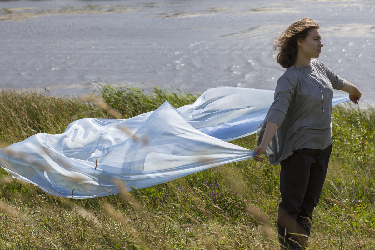 Maya Clars, Maya Clars, Parachute, music video, backstage