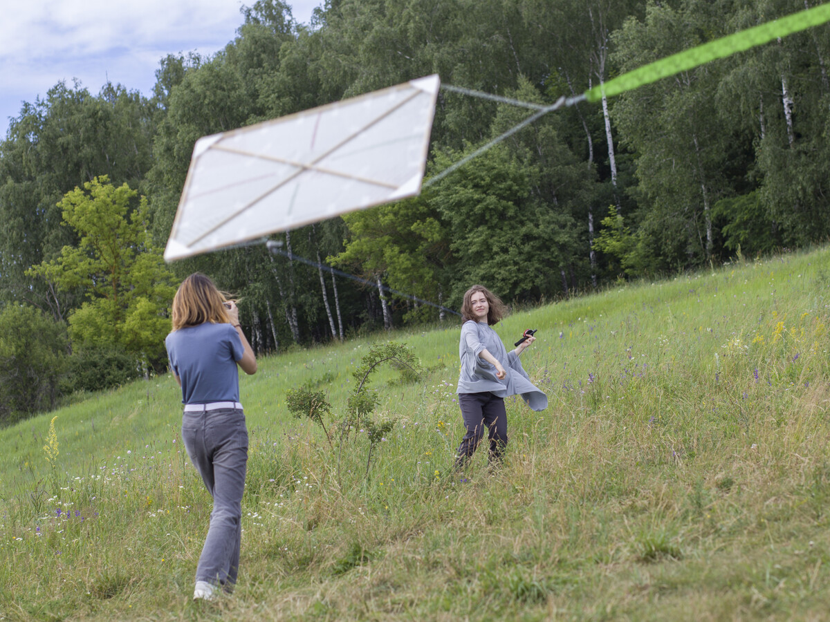 Maya Clars, Maya Clars, Parachute, music video, backstage