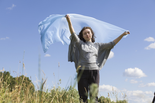 Maya Clars, Parachute, music video, backstage